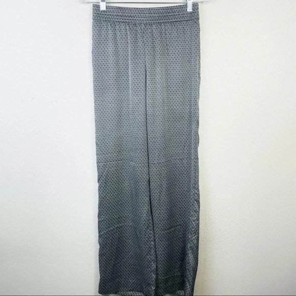 H&M Gray Printed Wide Leg Silky Pants Size 4 - Picture 3 of 6